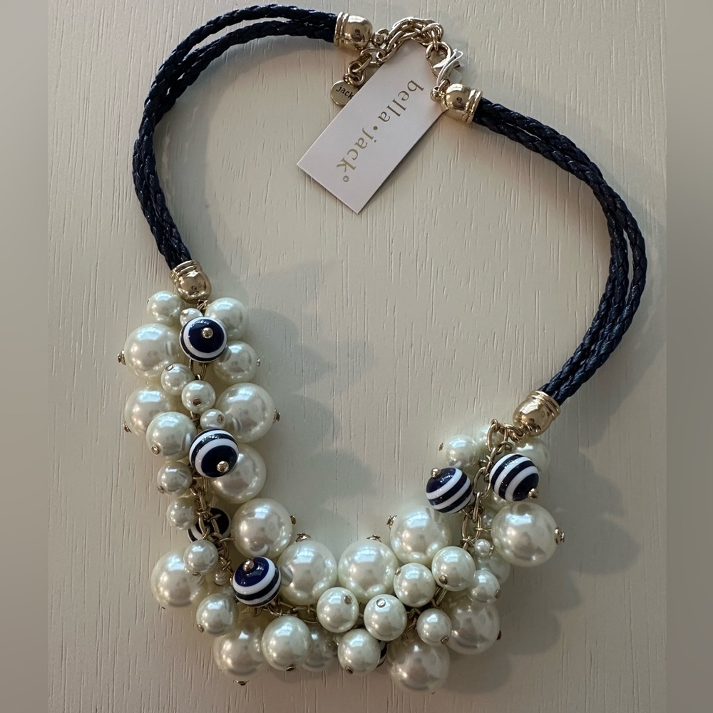 NWT Bella Jack Necklace